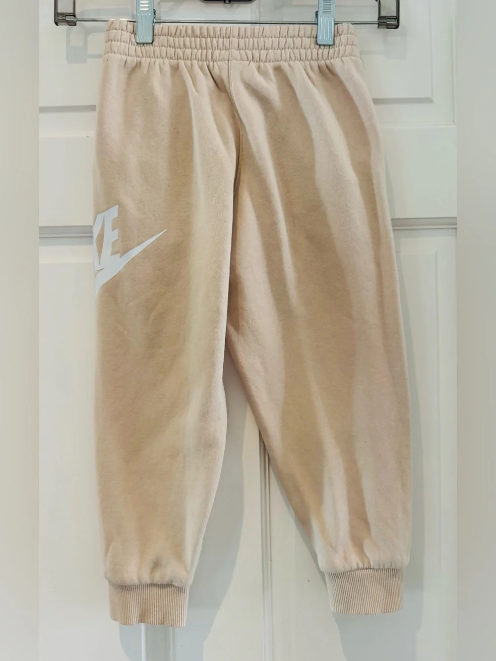 Nike Club Fleece Jogger Pants Kids Size 4–5 – Sand Drift - Unisex